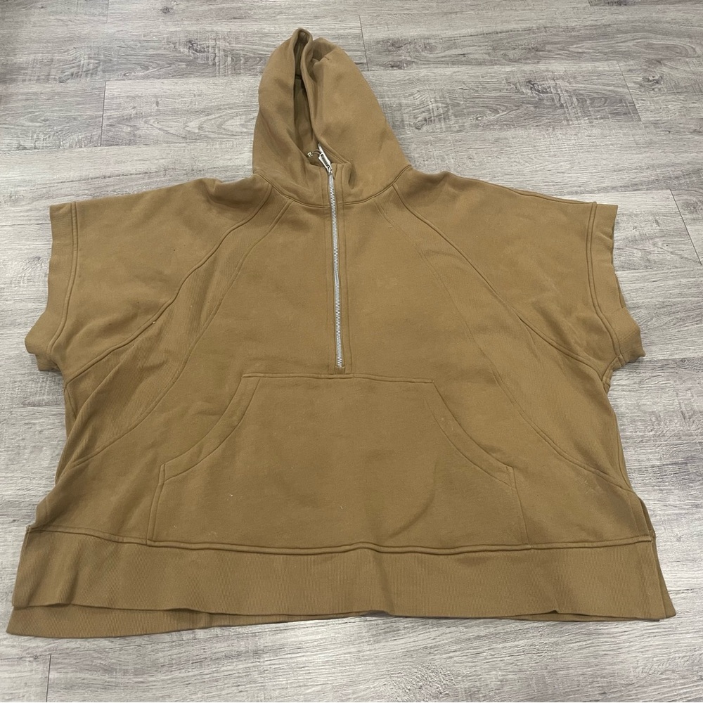 Lululemon Sleeveless Scuba Quarterzip Sweatshirt